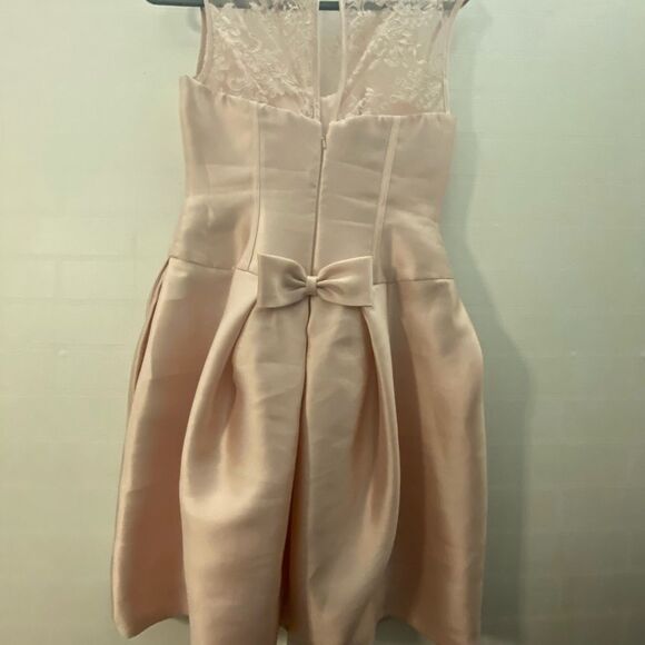 White by VERA WANG, lace peach dress, size 4 - Picture 6 of 13
